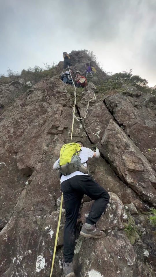 完美攀爬安卓版登山赛车无限有0038个关卡版安卓版下载